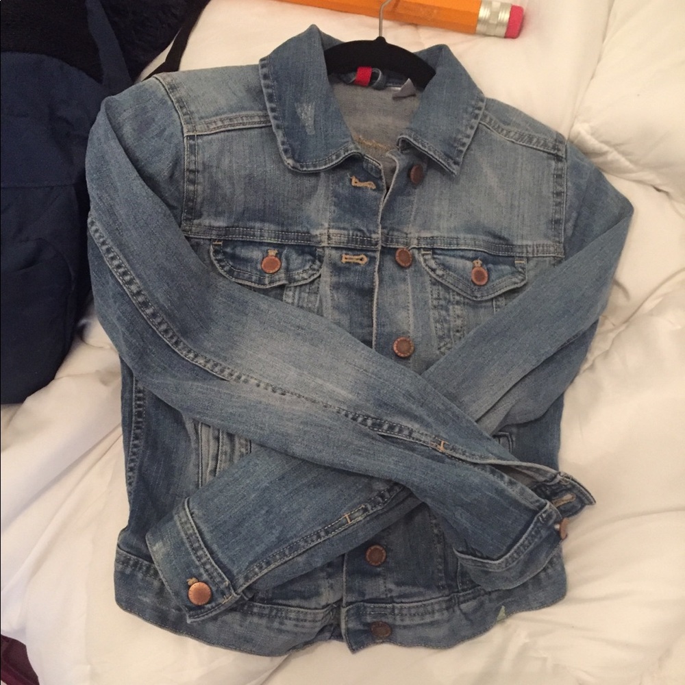 Denim jacket with rose gold buttons